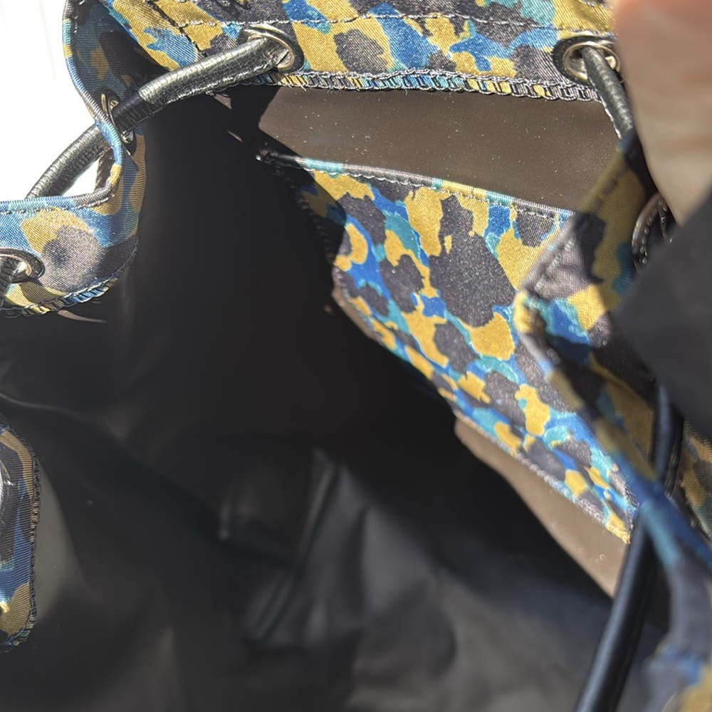 Longchamp Backpack 10” x 9” x 4”, Never Used, Blue Black Tan - Picture 8 of 10
